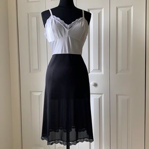 VTG Black & White Nylon Slip